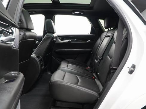 Used 2021 Cadillac XT5 Premium Luxury image 42