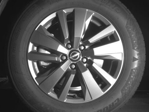 Used 2025 Nissan Pathfinder SV image 12