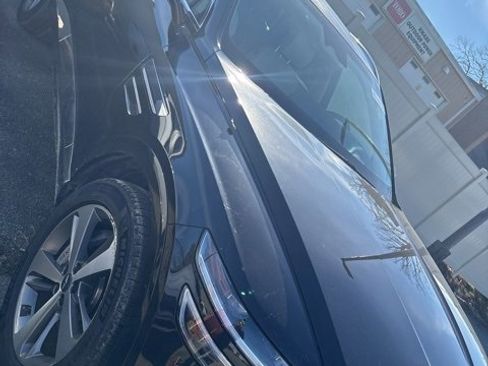 Used 2023 Genesis GV80 2.5T w/ Prestige 20" Package image 3