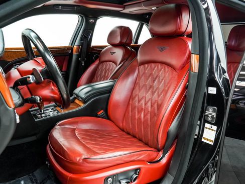 Used 2018 Bentley Mulsanne RWD image 15