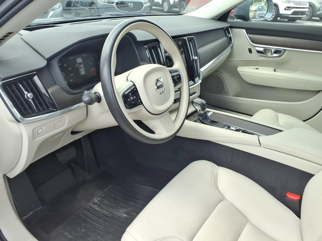 Used 2020 Volvo V90 T6 Cross Country AWD/4WD image 14