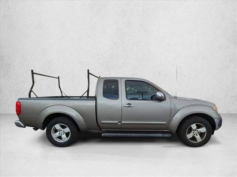 Used 2005 Nissan Frontier LE w/ (H02) Audio Pkg RWD image 3