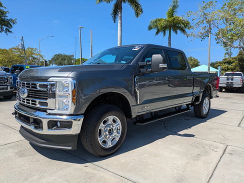 Certified 2026 Ford F250 XLT AWD/4WD image 7