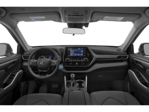 Used 2021 Toyota Highlander XLE AWD/4WD image 8