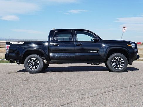 Used 2023 Toyota Tacoma TRD Sport image 6