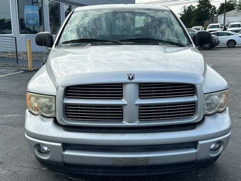 Used 2003 Dodge Ram 1500 Truck 2WD Quad Cab image 2