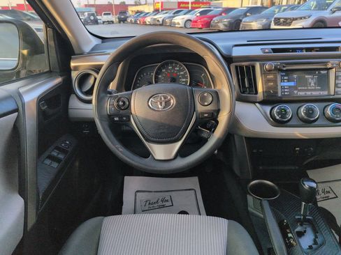 Used 2014 Toyota RAV4 LE FWD image 13