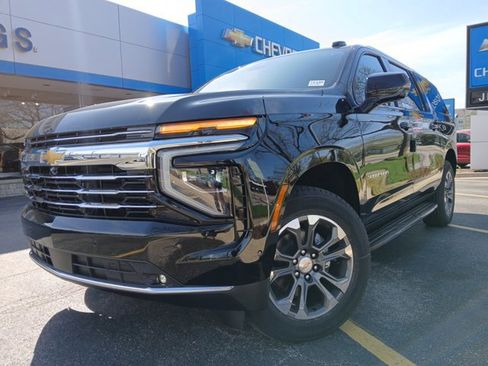 New 2026 Chevrolet Suburban LT AWD/4WD image 33