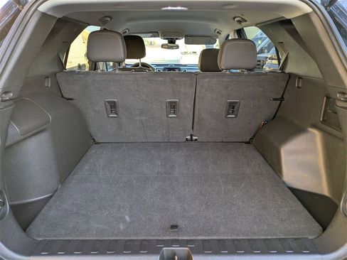 Used 2023 Chevrolet Equinox LT image 31