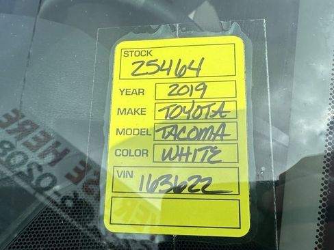 Used 2019 Toyota Tacoma SR image 70