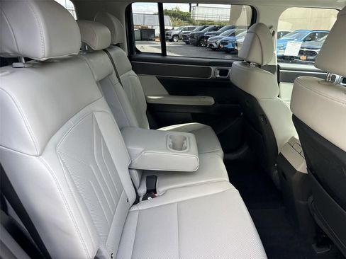 Used 2025 Hyundai Santa Fe SEL AWD/4WD image 23