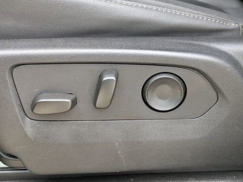 Used 2024 Chevrolet Tahoe LT image 23