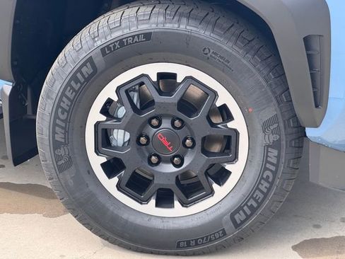 New 2026 Toyota 4Runner TRD Off-Road Premium AWD/4WD image 2