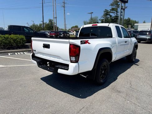 Used 2021 Toyota Tacoma SR w/ SX Package AWD/4WD image 6