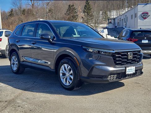 Used 2024 Honda CR-V LX image 4