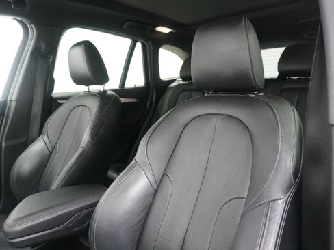 Used 2018 BMW X1 sDrive28i FWD image 9