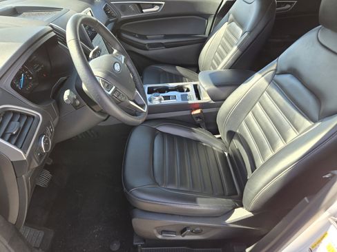 Used 2023 Ford Edge SEL w/ Convenience Package image 11