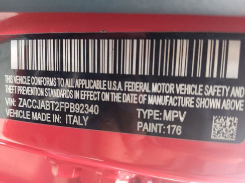 Used 2015 Jeep Renegade Latitude FWD image 33