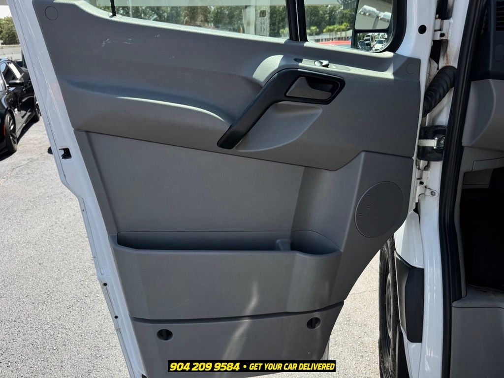 Used 2017 Mercedes-Benz Sprinter 2500 image 23