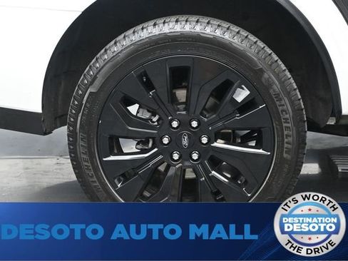 Certified 2025 Ford Expedition Platinum w/ Stealth Appearance Package AWD/4WD image 41