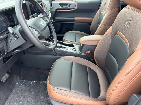New 2026 Ford Bronco Sport Outer Banks w/ Outer Banks Tech Package+ AWD/4WD image 13