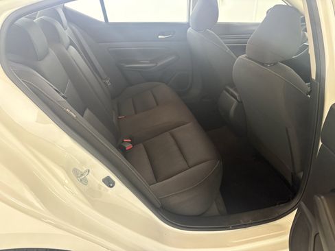 Used 2022 Nissan Altima 2.5 S image 24