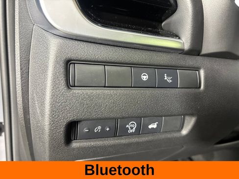 Used 2025 Nissan Rogue SL w/ Tech Package AWD/4WD image 14