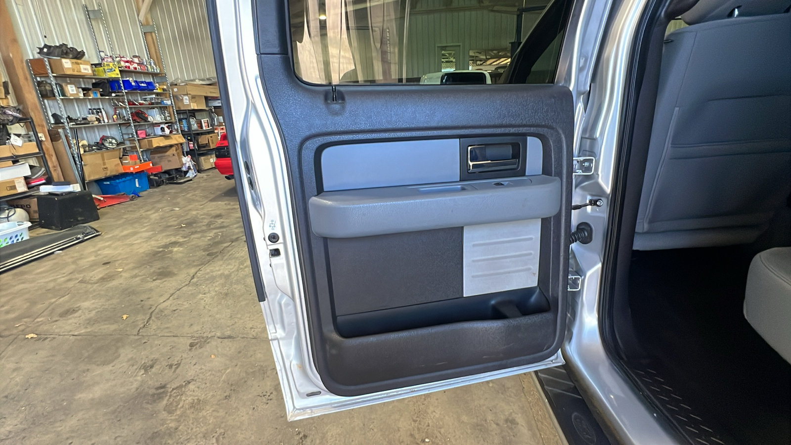 Used 2013 Ford F150 XLT w/ Luxury Equipment Group AWD/4WD image 15