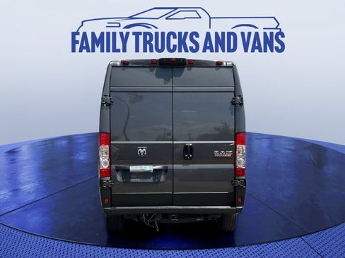 Used 2020 RAM ProMaster 2500 FWD image 4