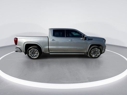 Used 2023 GMC Sierra 1500 Denali Ultimate image 9