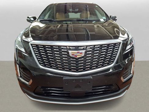 Used 2024 Cadillac XT5 Premium Luxury w/ Technology Package AWD/4WD image 2