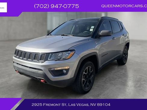 Used 2019 Jeep Compass Trailhawk AWD/4WD image 1