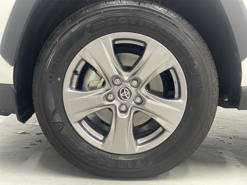 Used 2023 Toyota RAV4 LE AWD/4WD image 22