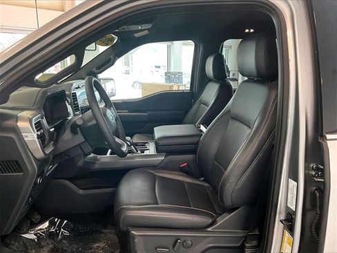 Used 2025 Ford F150 Lariat w/ Equipment Group 501A Mid image 10