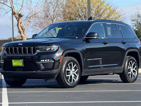 Used 2024 Jeep Grand Cherokee Limited image 14