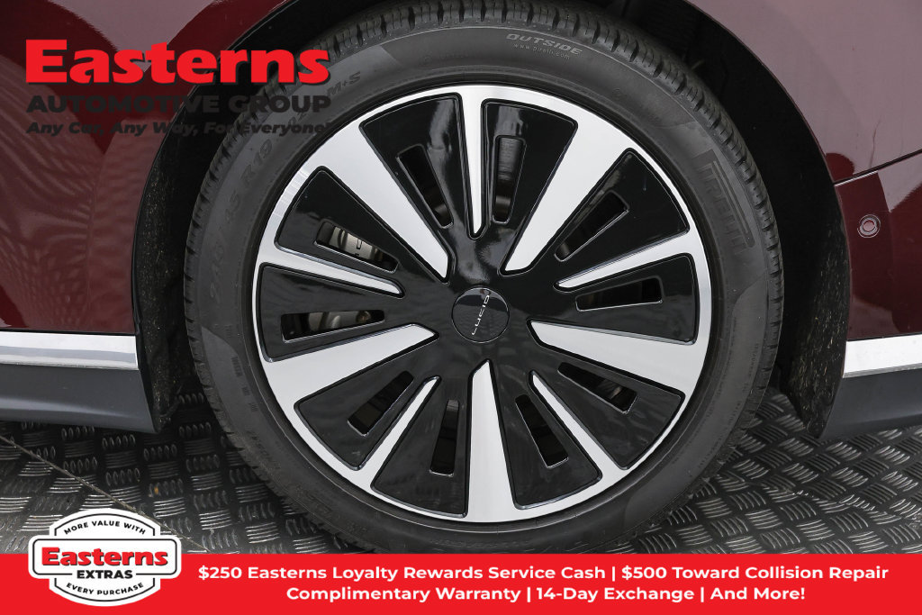 Used 2024 Lucid Air Pure RWD image 31