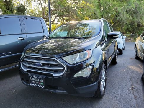 Used 2020 Ford EcoSport SE image 3