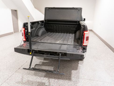 Used 2021 Ford F150 Lariat AWD/4WD image 12