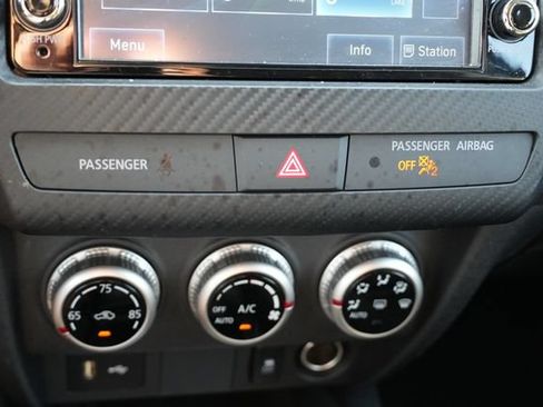 Used 2022 Mitsubishi Outlander Sport ES FWD image 33