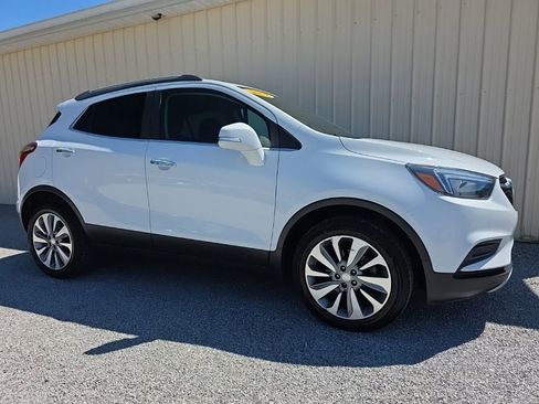 Used 2019 Buick Encore Preferred AWD/4WD image 4