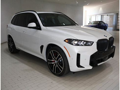 Used 2026 BMW X5 sDrive40i w/ M Sport Package RWD image 7