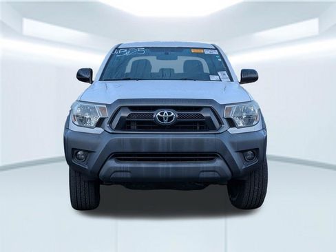 Used 2014 Toyota Tacoma PreRunner image 10