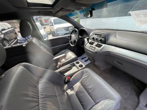 Used 2010 Honda Odyssey EX-L image 18