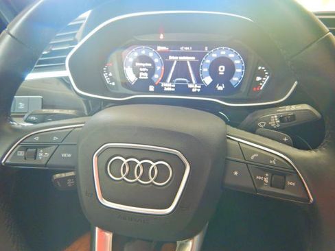 Used 2024 Audi Q3 2.0T Premium w/ Convenience Package AWD/4WD image 18