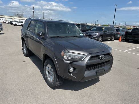 Used 2015 Toyota 4Runner SR5 image 23