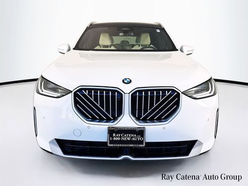 Used 2026 BMW X3 xDrive30 w/ Premium Package image 2