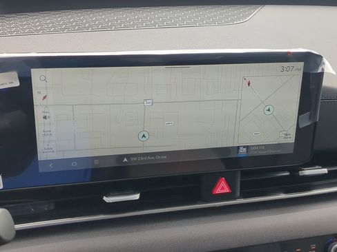 New 2026 Kia Carnival EX image 18