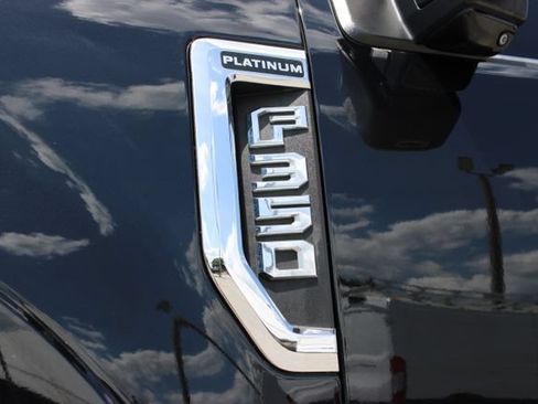 Used 2022 Ford F350 Platinum w/ Tremor Off-Road Package AWD/4WD image 18