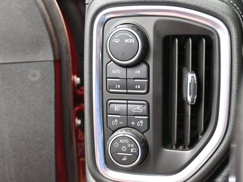 Used 2020 Chevrolet Silverado 2500 LTZ w/ LTZ Premium Package AWD/4WD image 22