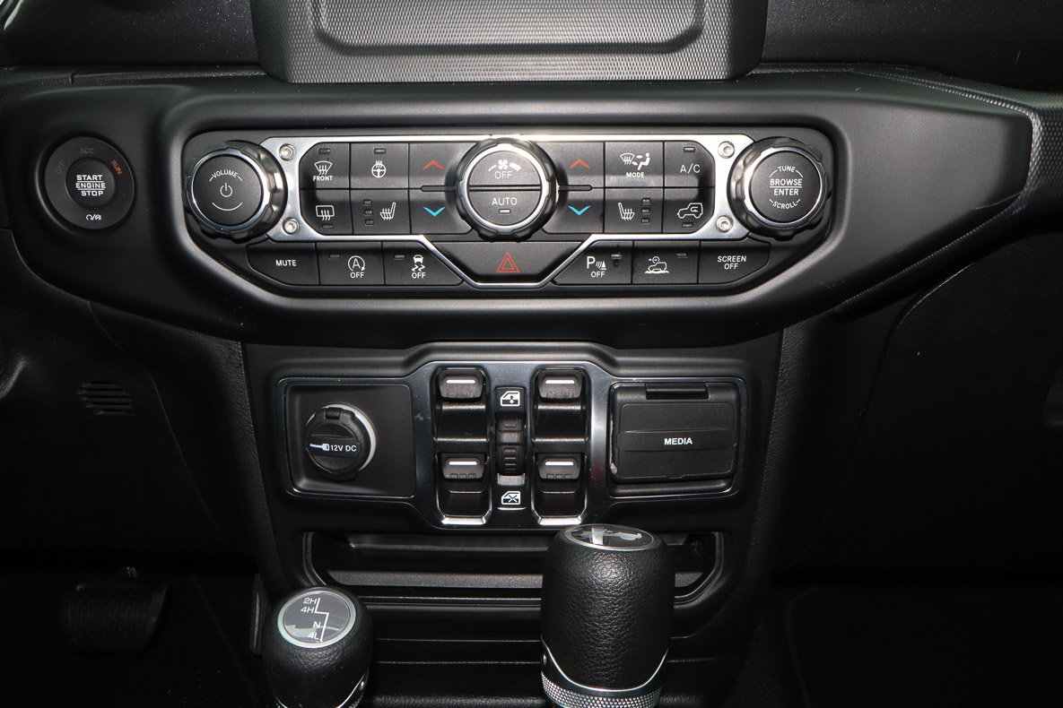 Used 2021 Jeep Wrangler Unlimited Sport AWD/4WD image 11